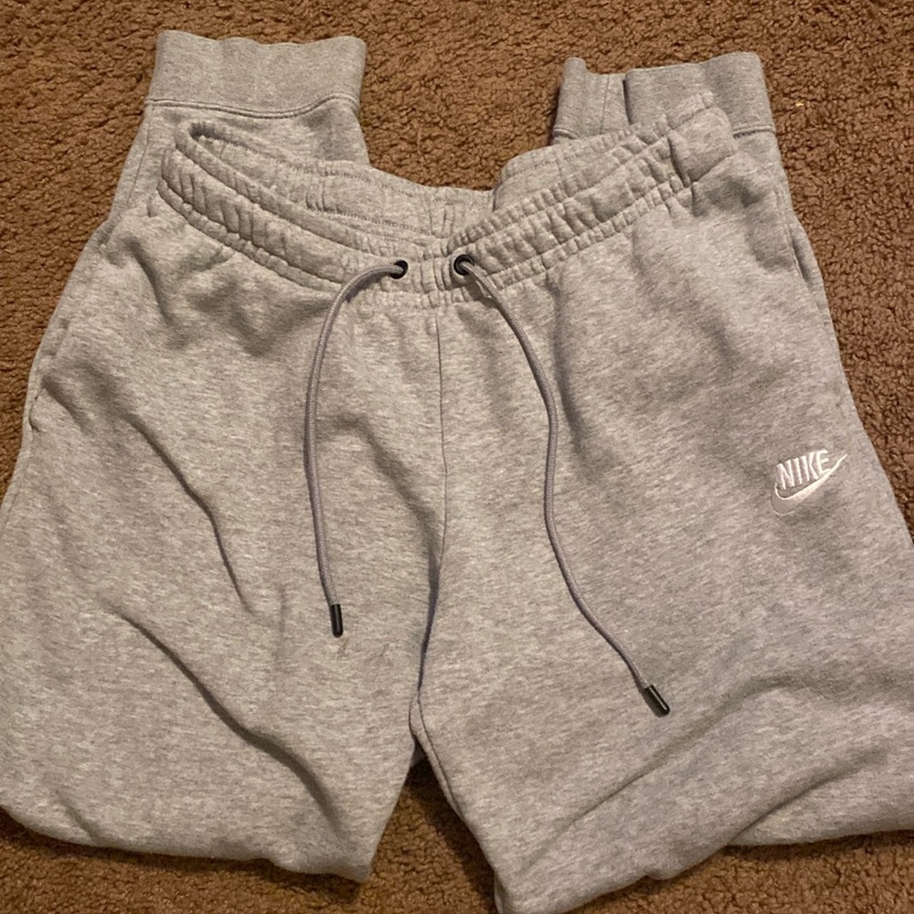 Nike Sweatpants